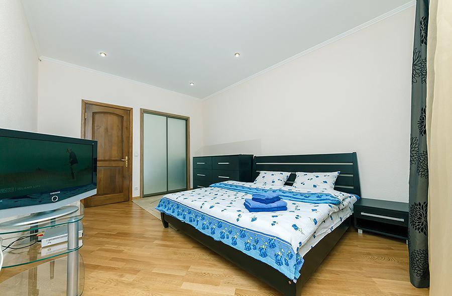 Apartmán Amazing Two Beds In The Klovskiy Spusk Kyjev Exteriér fotografie